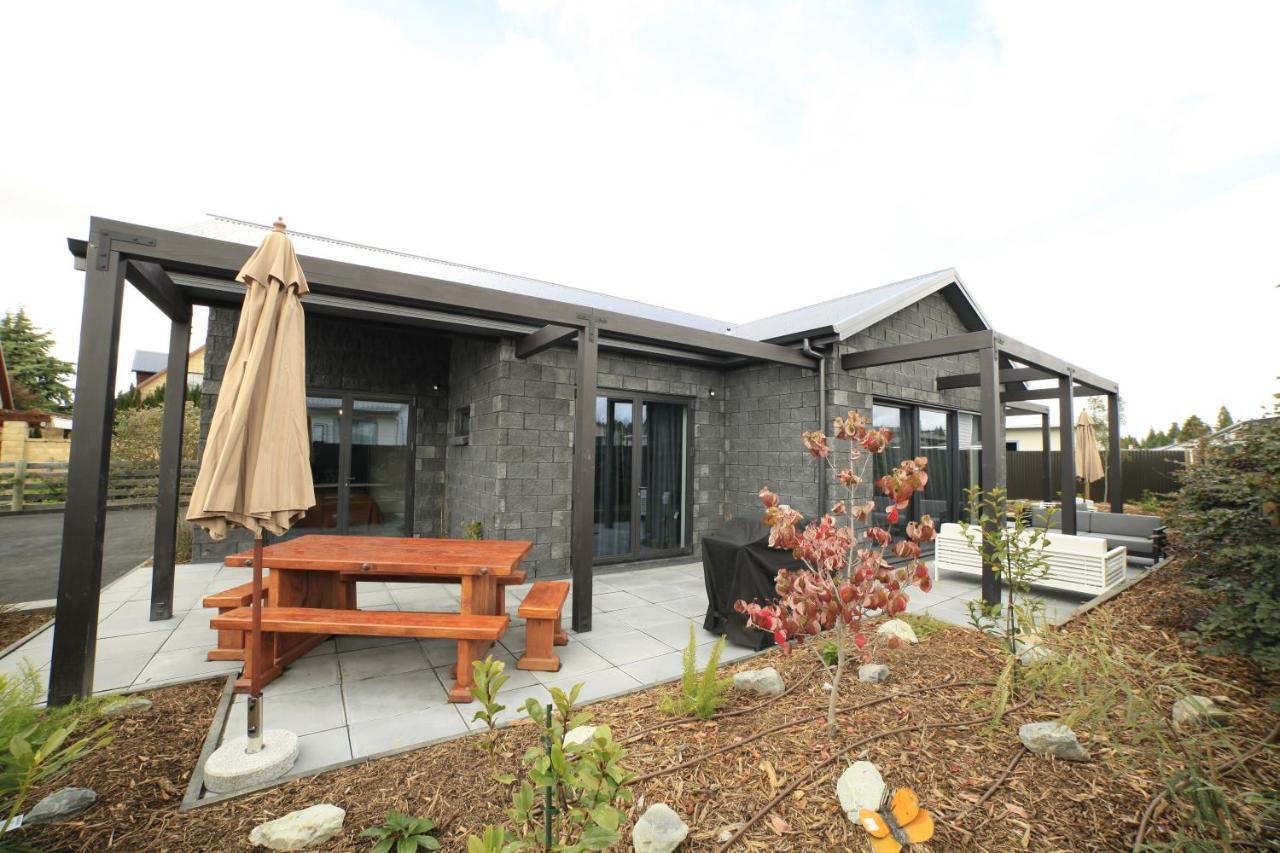 טוויזל Black Stilt Retreat, Stunning Luxury Property מראה חיצוני תמונה