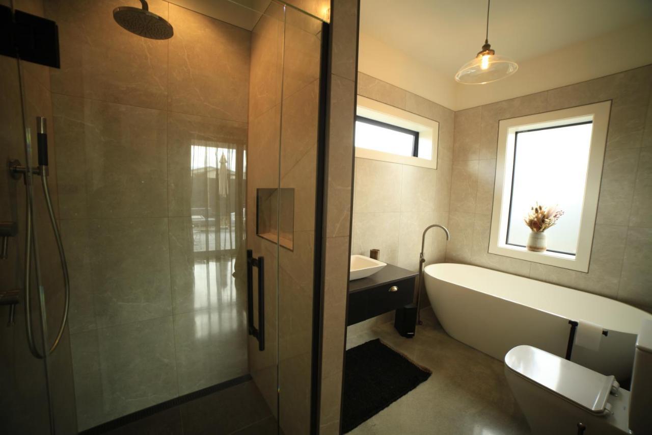 טוויזל Black Stilt Retreat, Stunning Luxury Property מראה חיצוני תמונה